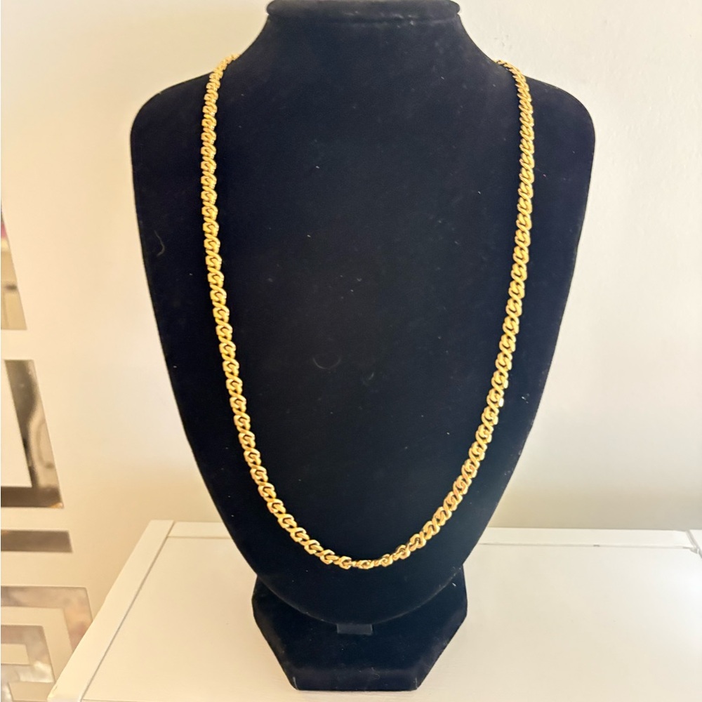 GIVENCHY Excellent Condition Bright Gold Chain Necklace - Picture 4 of 10